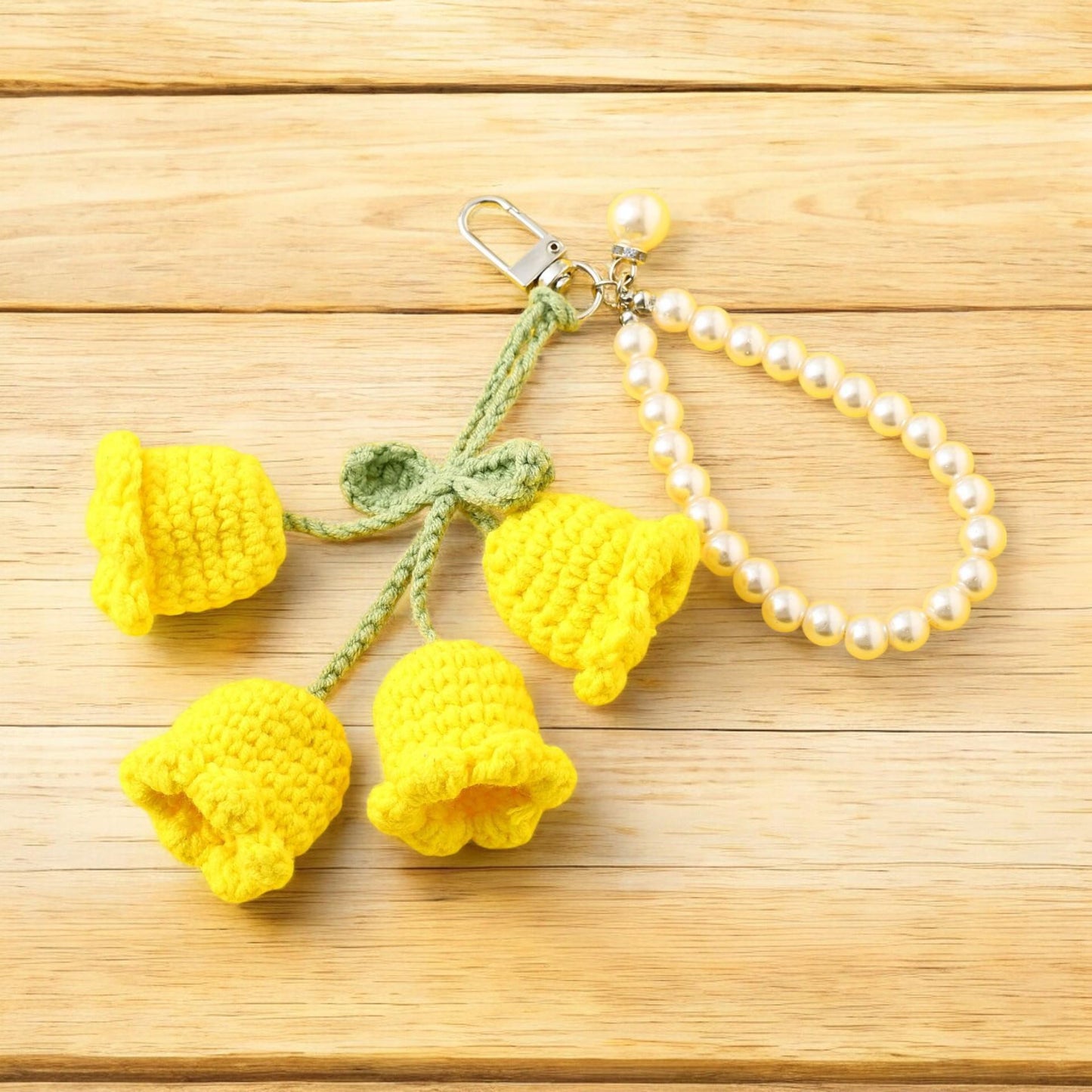 Cute Knitted Flower Pearl Keychain For Girls